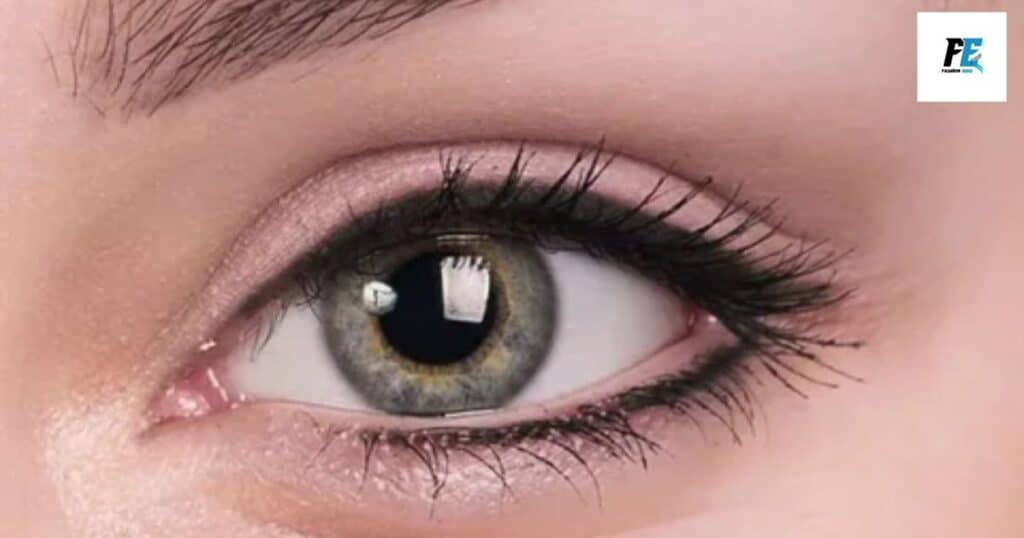 Advantages of Eyeliner Tattoo Removal with Laser