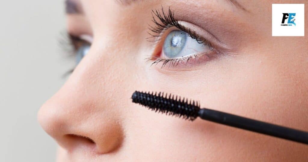 Can you wear mascara after a lash lift?